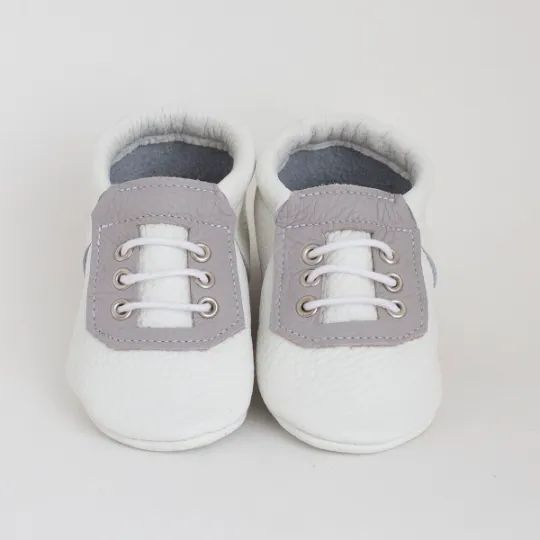 Golf style toddler shoes