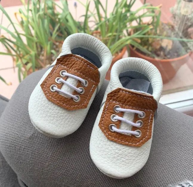 Golf style toddler shoes