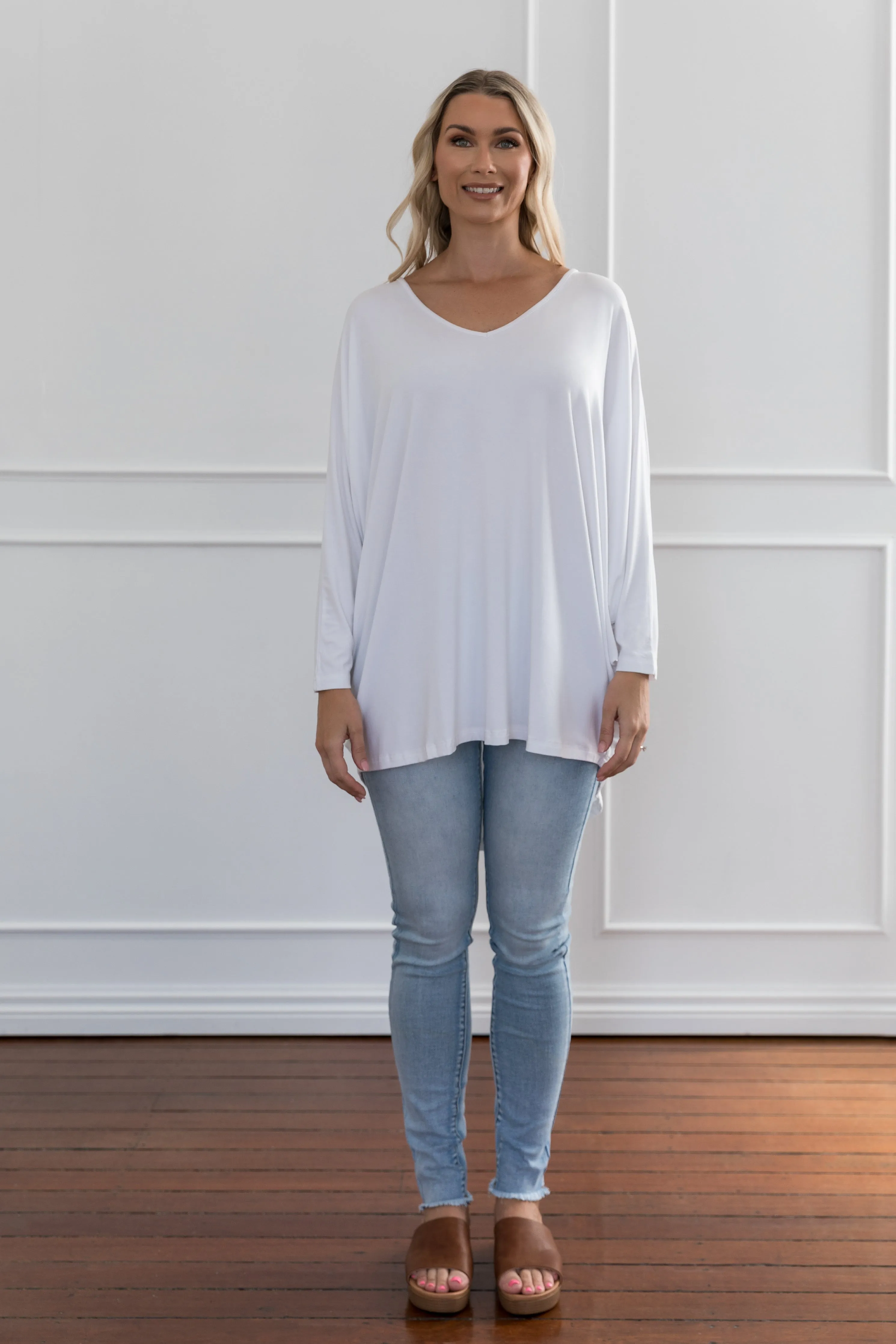 Long Sleeve Hi-Low Miracle Top | White