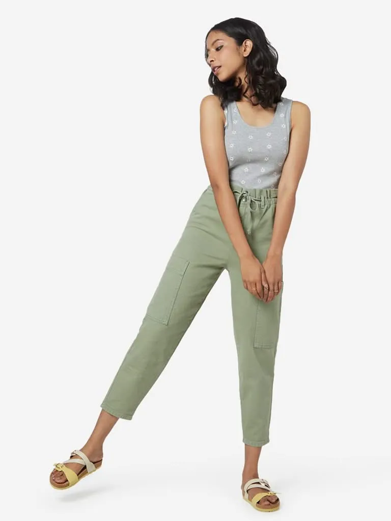 Nuon Sage Cropped Cargo-Styled Pants